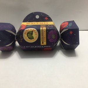 Burt’s Bees holiday gift